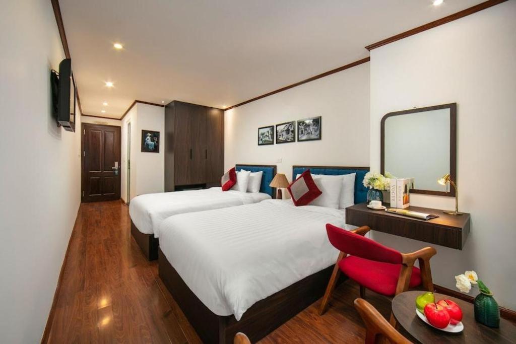 Serene Premier Hotel Hanoi Exterior photo